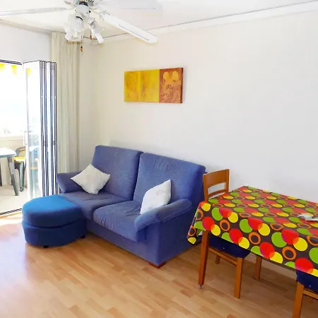 Apartsalou Horisonte * La Pineda